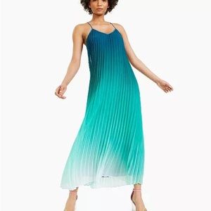 Bar lll XXS Women's Yellow Pleated Ombré Maxi Dress, New Without Tag